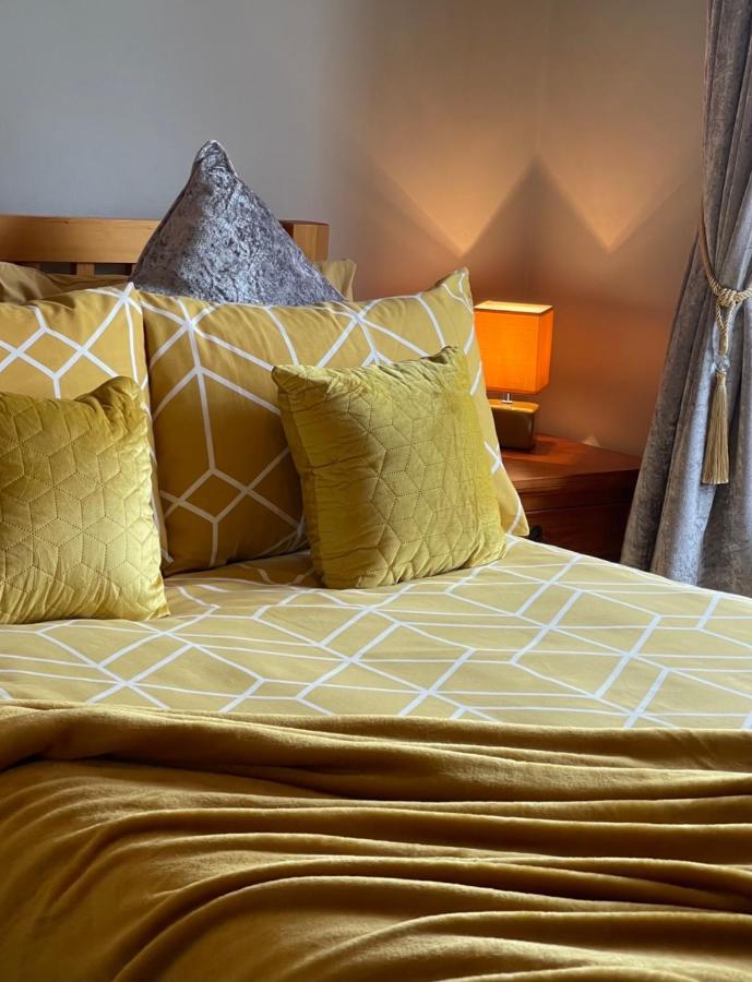 Greenfields Country House Latton Esterno foto