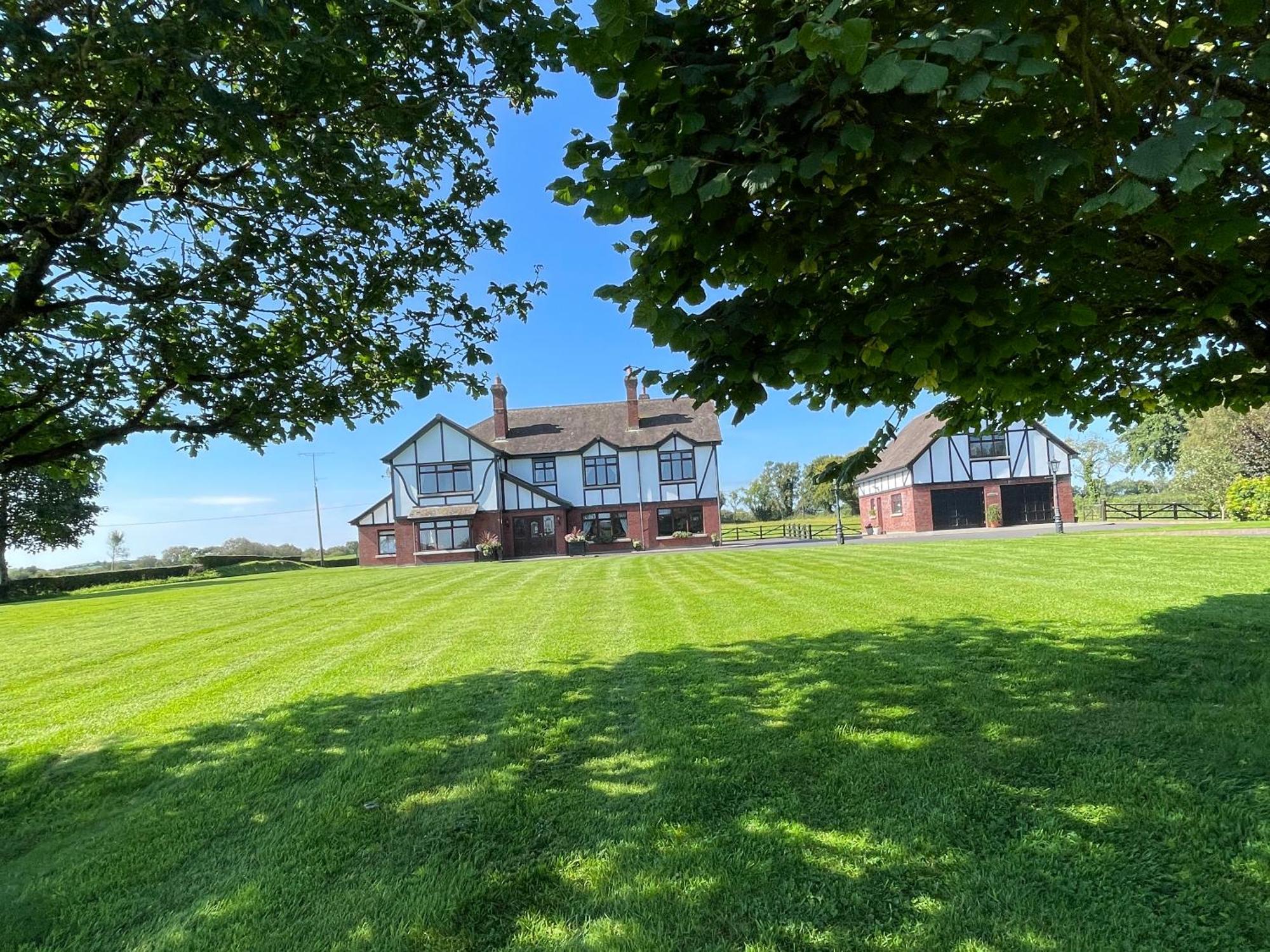 Greenfields Country House Latton Esterno foto